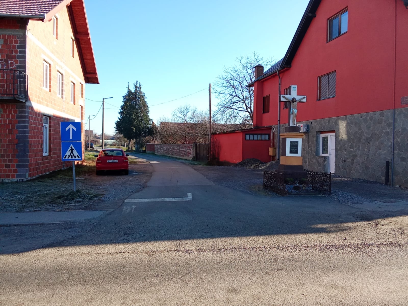 IZMJENA PROMETNE SIGNALIZACIJE NA NC 16 – JEDNOSMJERNA ULICA U JAKŠIĆU, ULICA LUKE IBRIŠIMOVIĆA, k.č.br. 1045/1 k.o. Jakšić