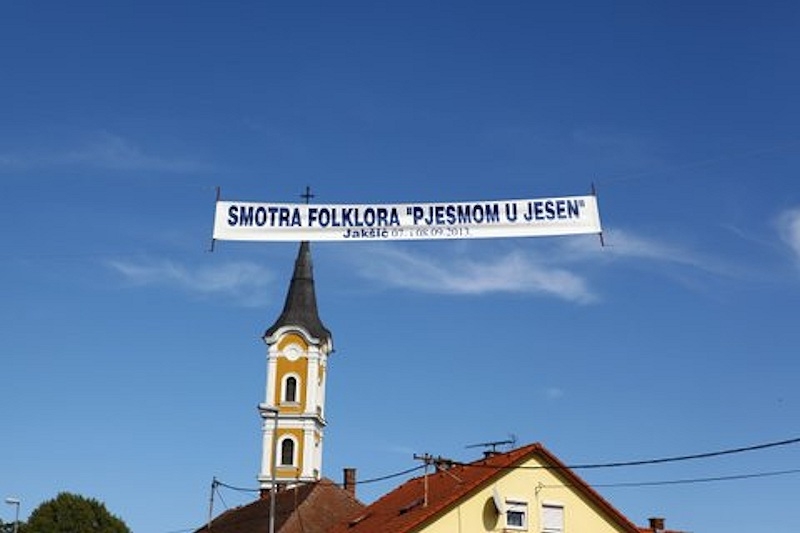 Održana 12. smotra folklora "Pjesmom u jesen"